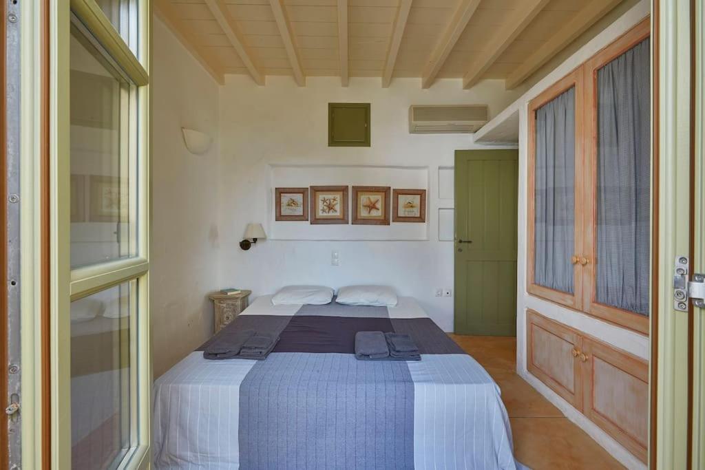 Ochre Dream, Beach Front & Sunset Villa Naousa Bagian luar foto