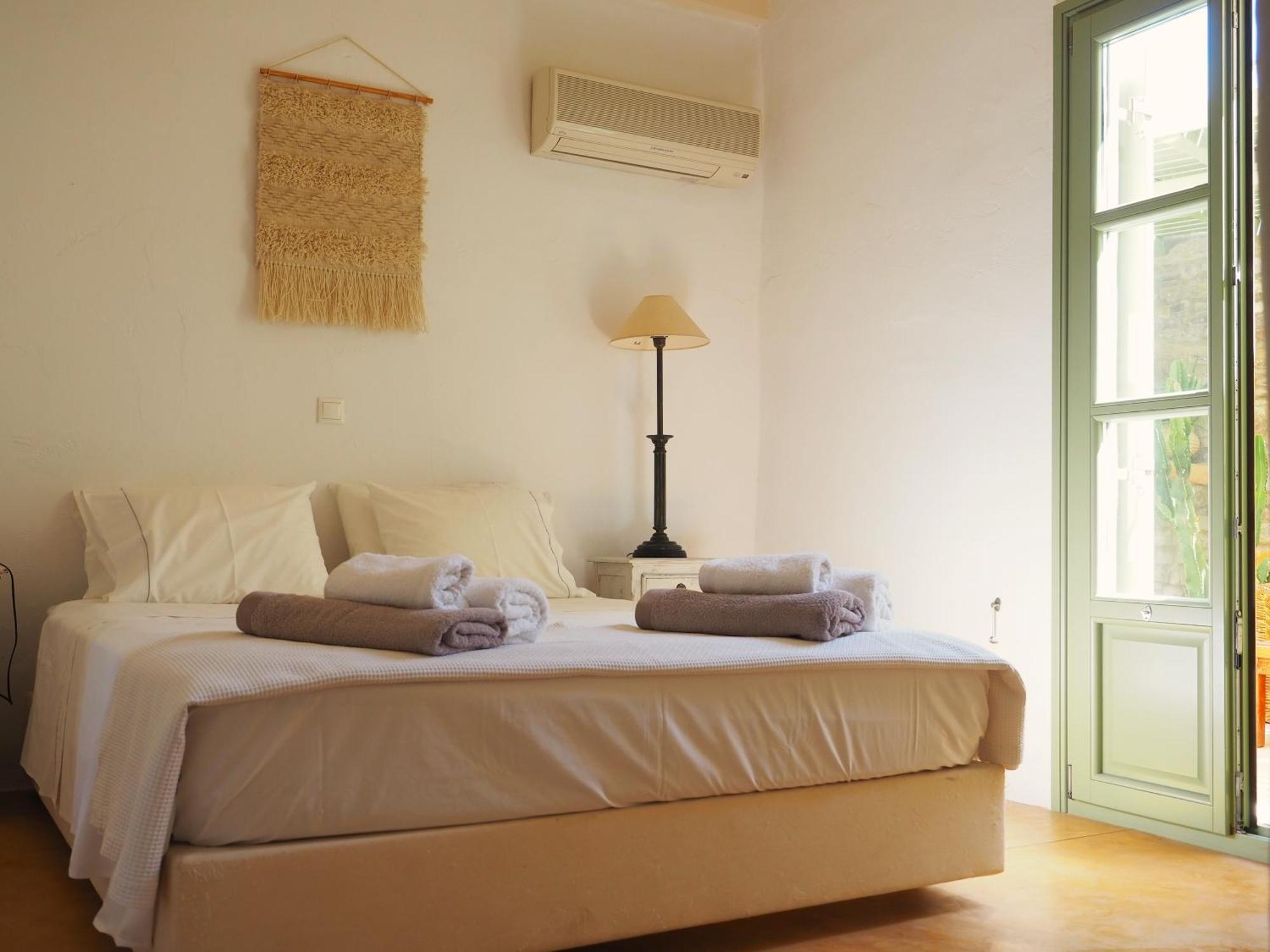 Ochre Dream, Beach Front & Sunset Villa Naousa Ruang foto