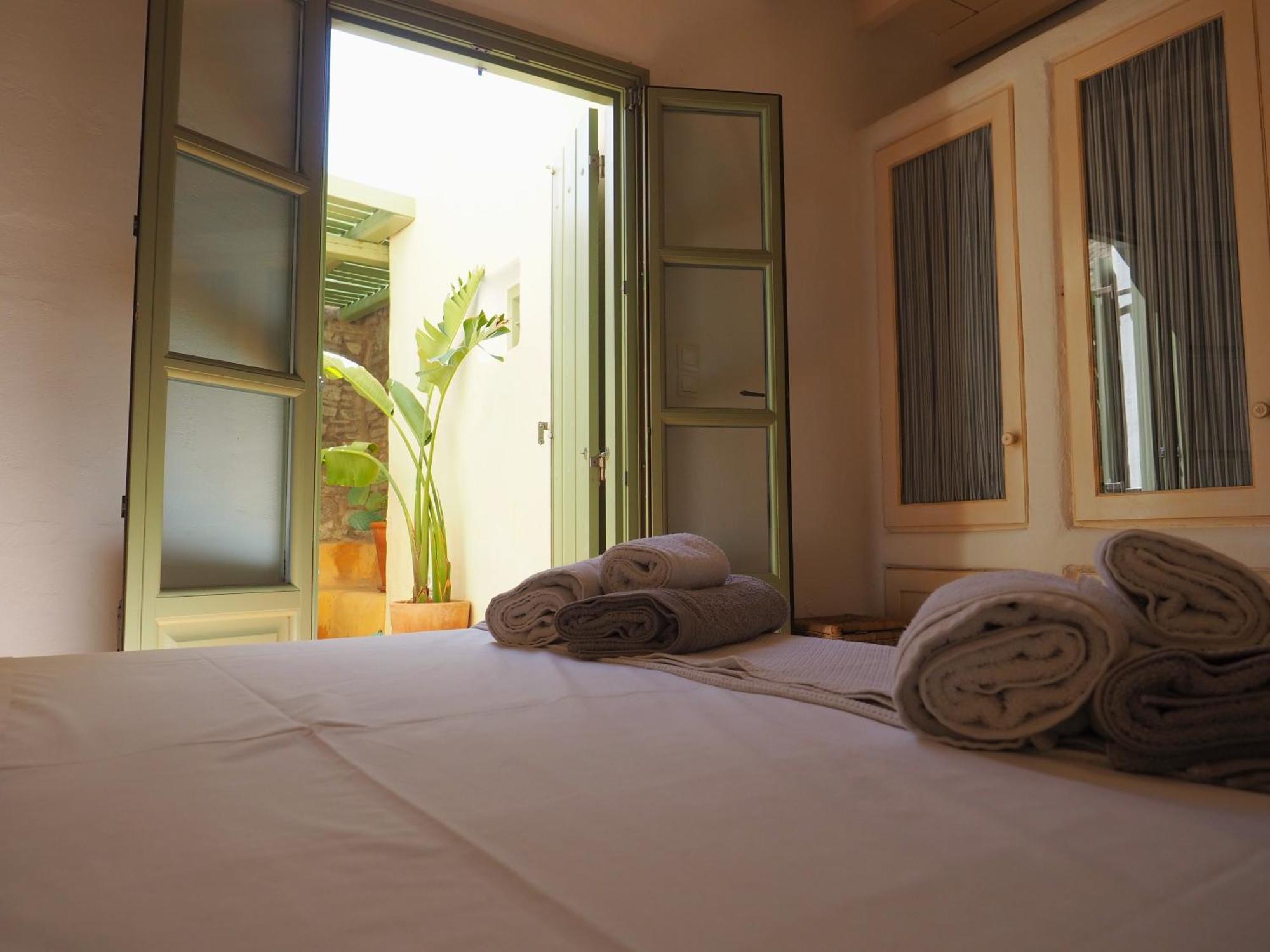 Ochre Dream, Beach Front & Sunset Villa Naousa Bagian luar foto